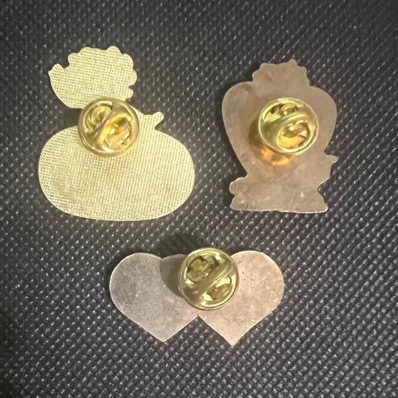 2 Betty Boop Pins & 1 Be My Valentine Pin - Vintage - Picture 5 of 6